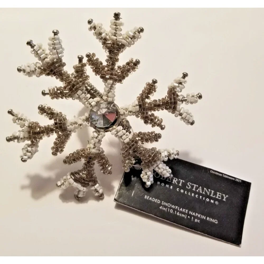 Robert Stanley Beaded Snowflake Napkin Ring Holders Set of 4 New White Silver VT